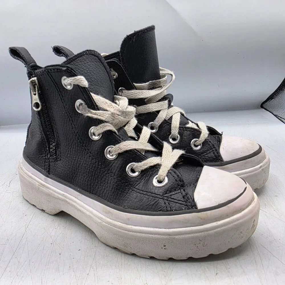 Converse Chuck Taylor All Star Lugged Lift Kids Size 1.5 Black White Shoes Zip